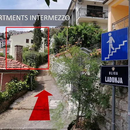 Apartment Layla - Intermezzo With Sea View In Center Of Rabac