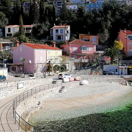 Layla - Intermezzo With Sea View In Center Of Rabac