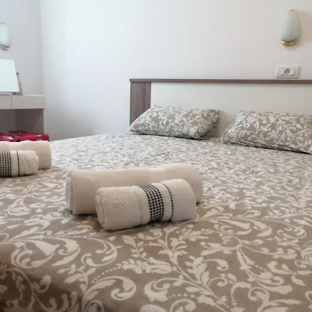 Layla - Intermezzo With Sea View In Center Of Apartment