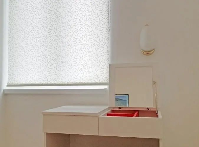 Layla - Intermezzo With Sea View In Center Of