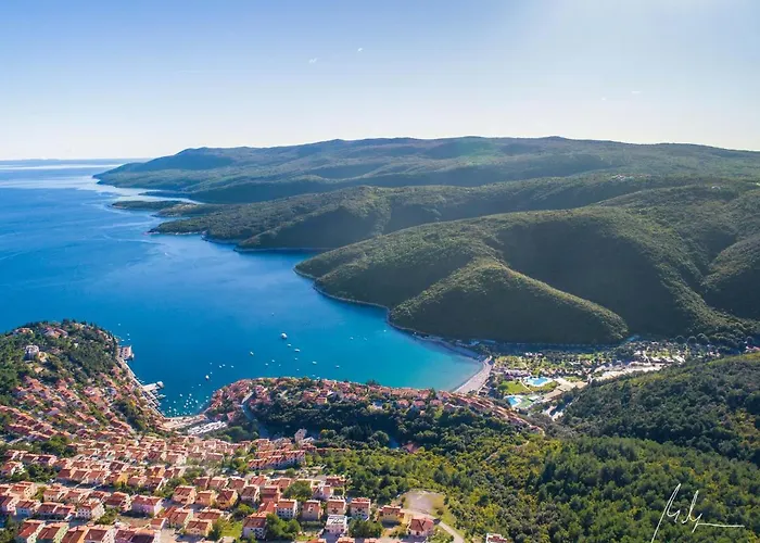 아파트 Layla - Intermezzo With Sea View In Center Of