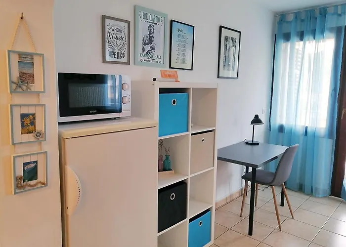 Layla - Intermezzo With Sea View In Center Of